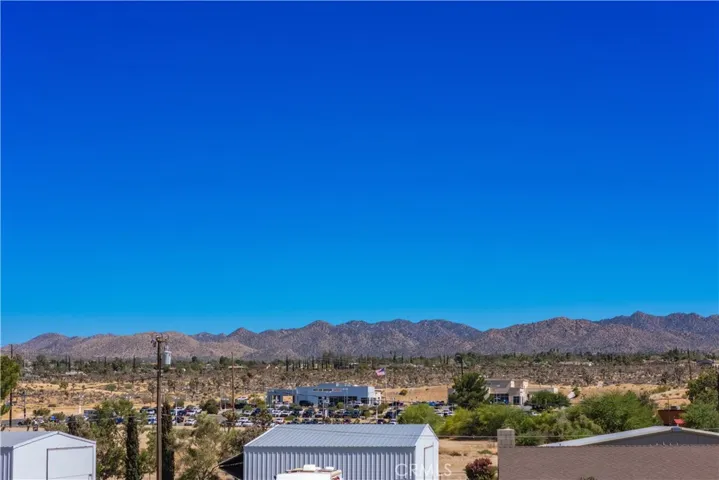 6770 Lindbergh Lane, Yucca Valley, California 92284