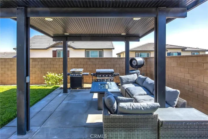 16723 Yarrow Lane, Fontana, California 92336
