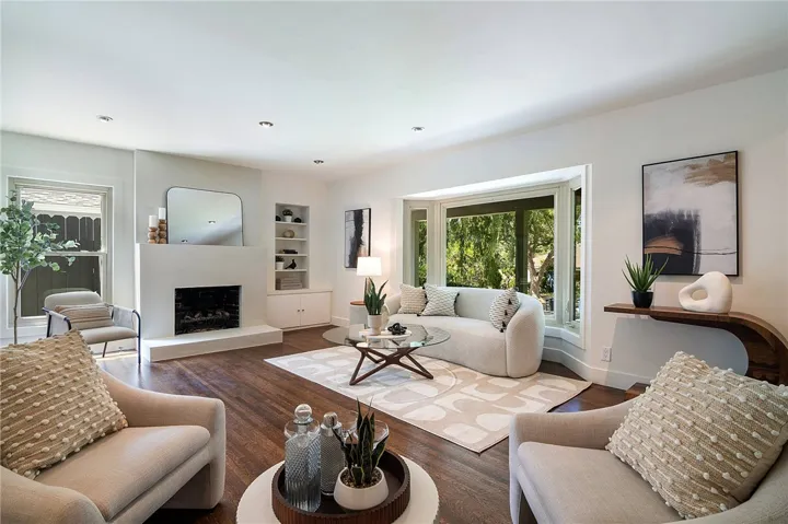 442 S Lamer Street, Burbank, California 91506