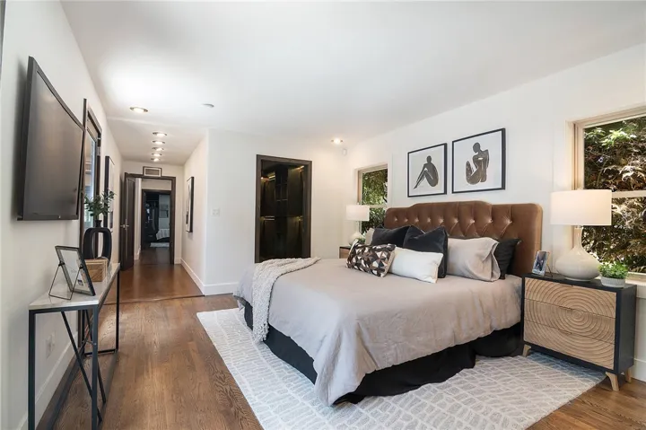 442 S Lamer Street, Burbank, California 91506