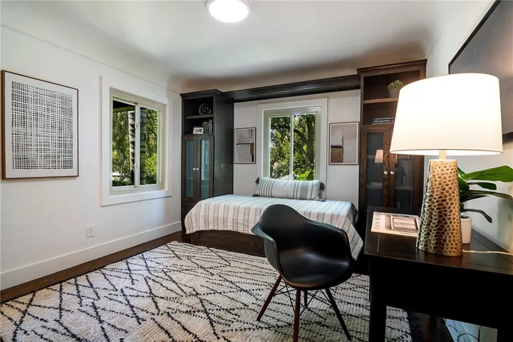 442 S Lamer Street, Burbank, California 91506