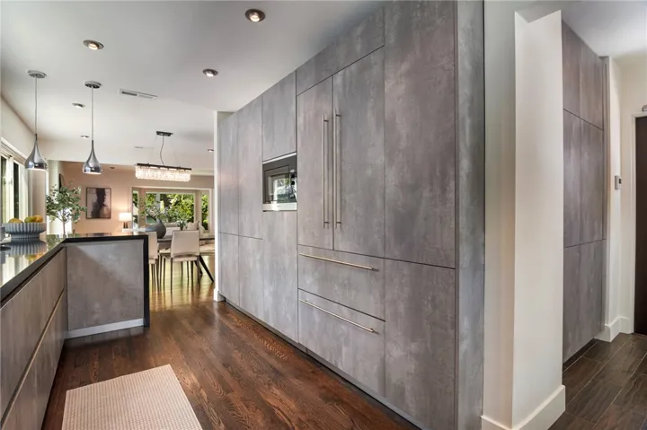 442 S Lamer Street, Burbank, California 91506