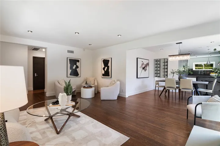 442 S Lamer Street, Burbank, California 91506
