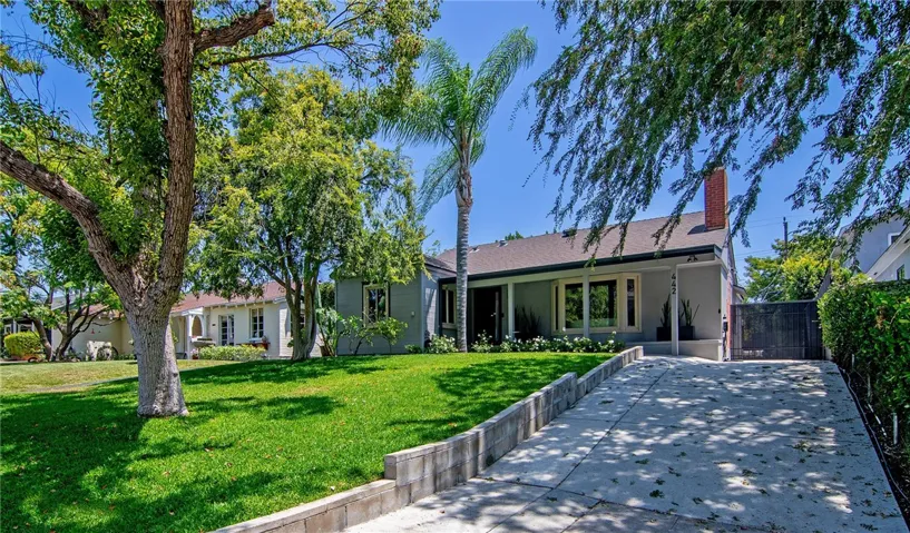 442 S Lamer Street, Burbank, California 91506