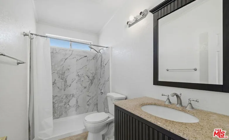 16670 E Avenue T4, Llano, California 93544