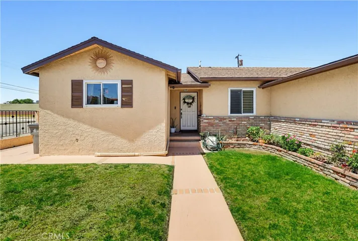 555 W Shadwell, Carson, California 90745