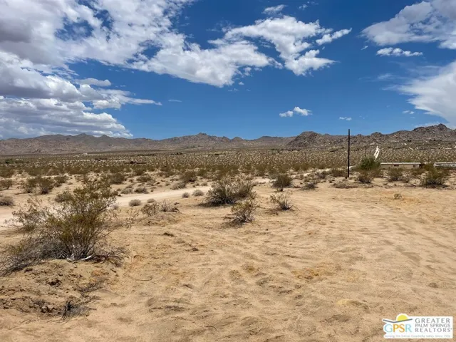1 Sunever Road, Joshua Tree, California 92252