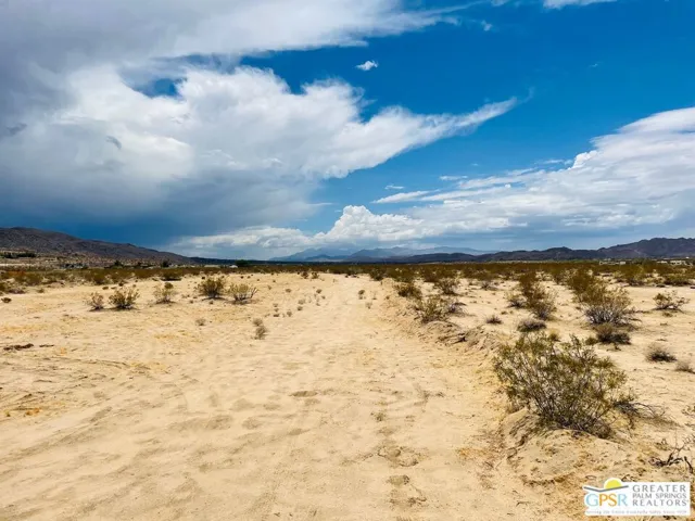1 Sunever Road, Joshua Tree, California 92252