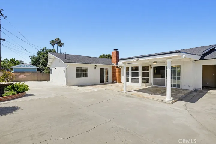 Spacious backyard