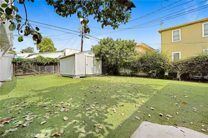 1567 S Spaulding, Los Angeles, California 90019