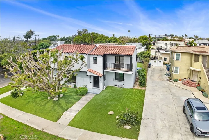 1567 S Spaulding, Los Angeles, California 90019