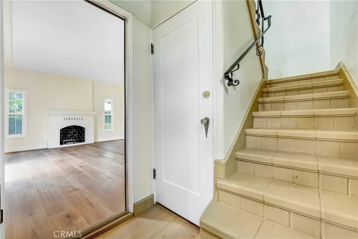 1567 S Spaulding, Los Angeles, California 90019