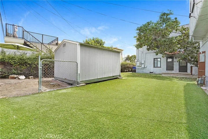 1567 S Spaulding, Los Angeles, California 90019