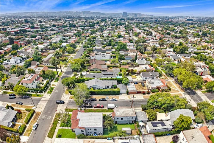 1567 S Spaulding, Los Angeles, California 90019