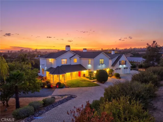 1130 Sierra Bonita, Fallbrook, California 92028