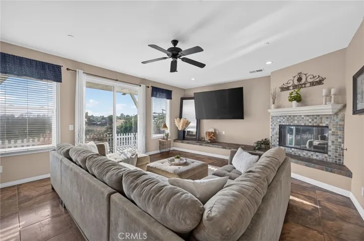 1130 Sierra Bonita, Fallbrook, California 92028