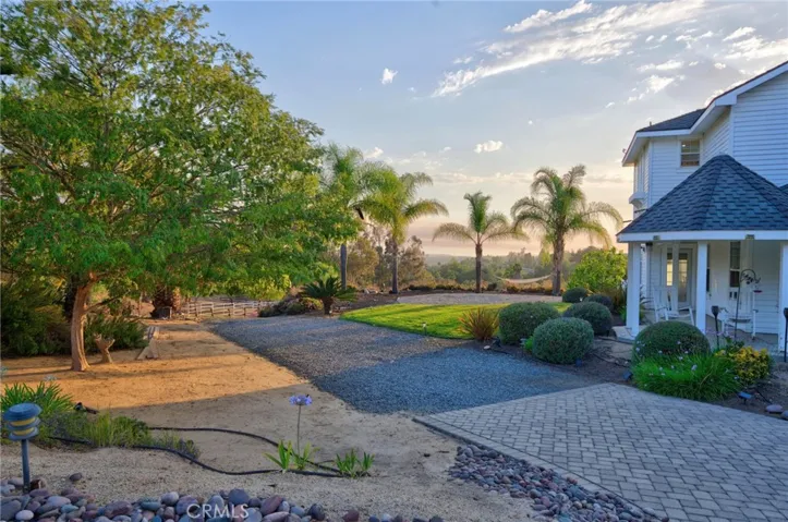 1130 Sierra Bonita, Fallbrook, California 92028