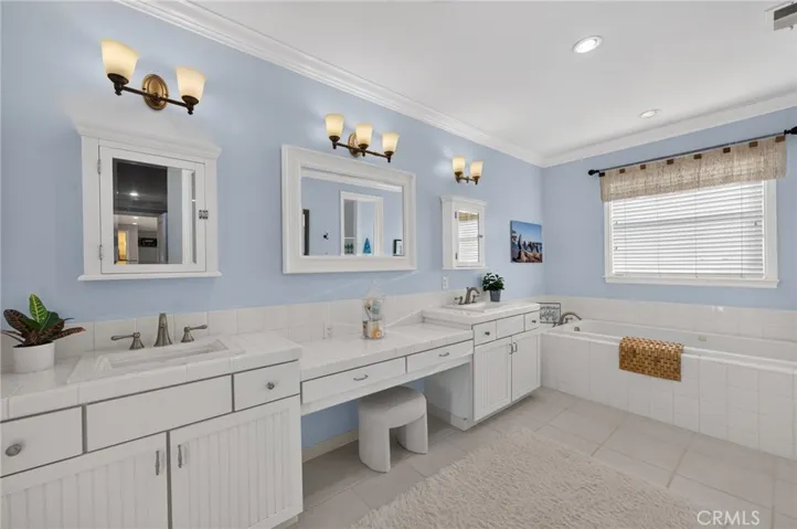 1130 Sierra Bonita, Fallbrook, California 92028