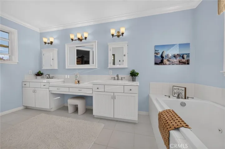 1130 Sierra Bonita, Fallbrook, California 92028