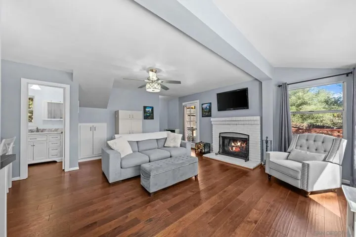 52910 Cedar Dr, Idyllwild, California 92549
