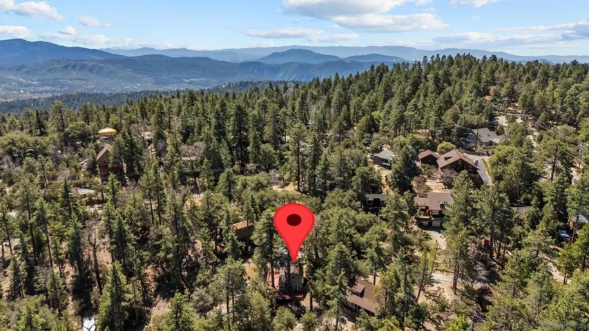 52910 Cedar Dr, Idyllwild, California 92549