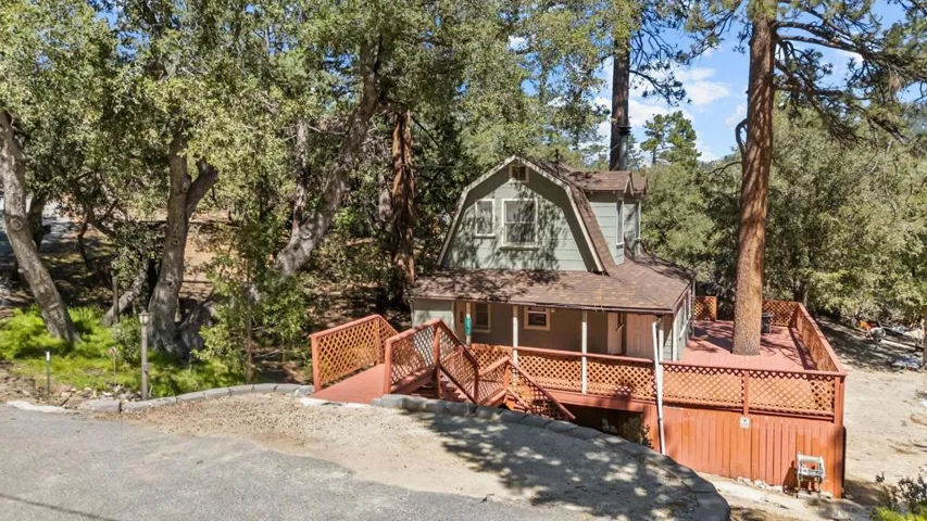 52910 Cedar Dr, Idyllwild, California 92549