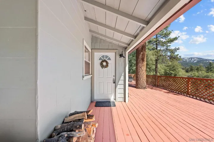 52910 Cedar Dr, Idyllwild, California 92549