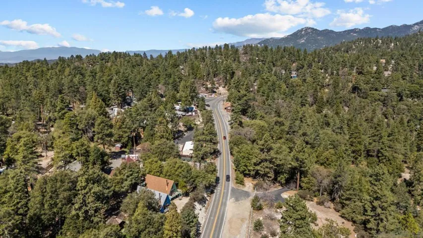 52910 Cedar Dr, Idyllwild, California 92549
