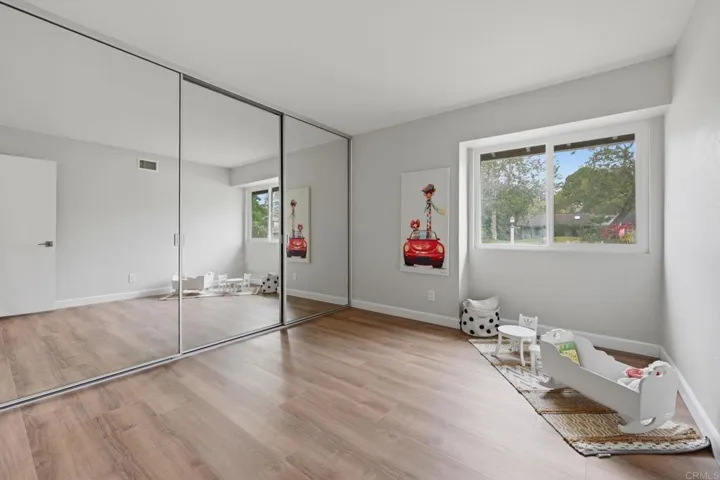 745 Black Hawk Circle, Vista, California 92081