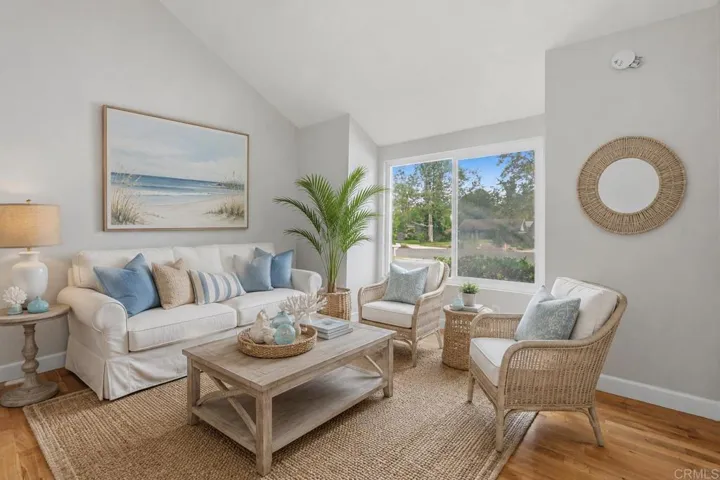 745 Black Hawk Circle, Vista, California 92081