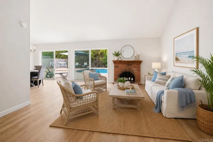 745 Black Hawk Circle, Vista, California 92081
