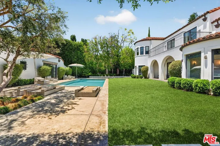 729 N Bedford Drive, Beverly Hills, California 90210