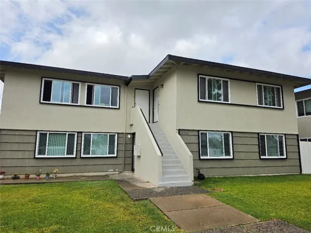 2904 Peppertree B, Costa Mesa, California 92626