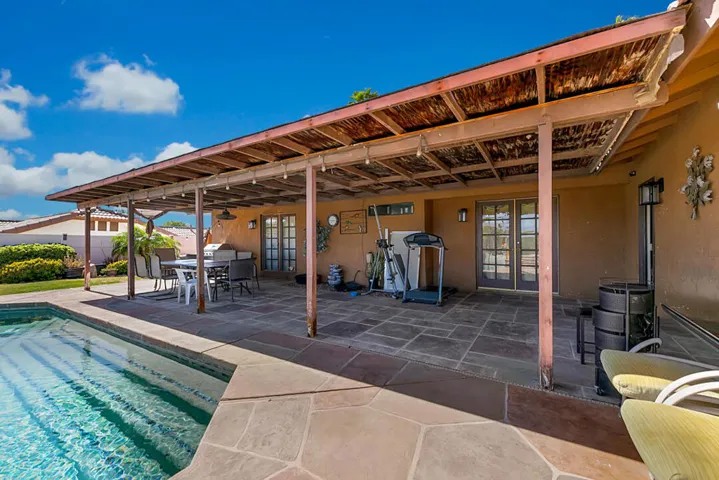 19 PATIO MLS
