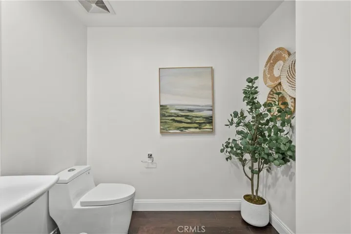 12020 Guerin Ph2, Studio City, California 91604