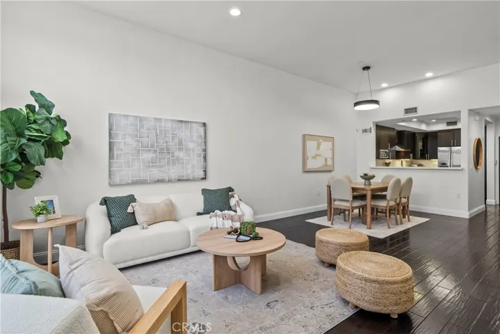 12020 Guerin Ph2, Studio City, California 91604