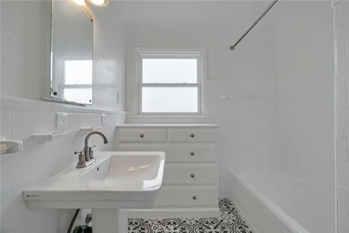 2250 Magnolia, Long Beach, California 90806