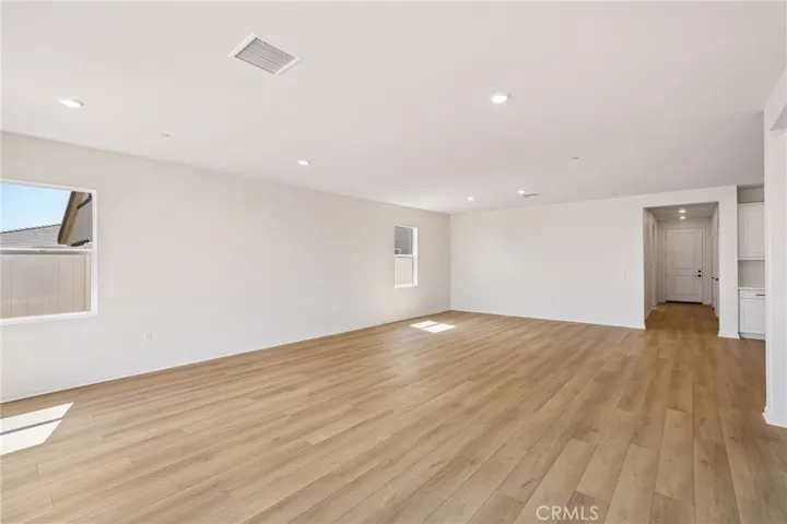 27318 Dunite Drive, Perris, California 92571 — photo 5