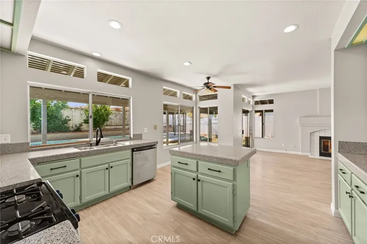 7450 Red Clover Way, Highland, California 92346