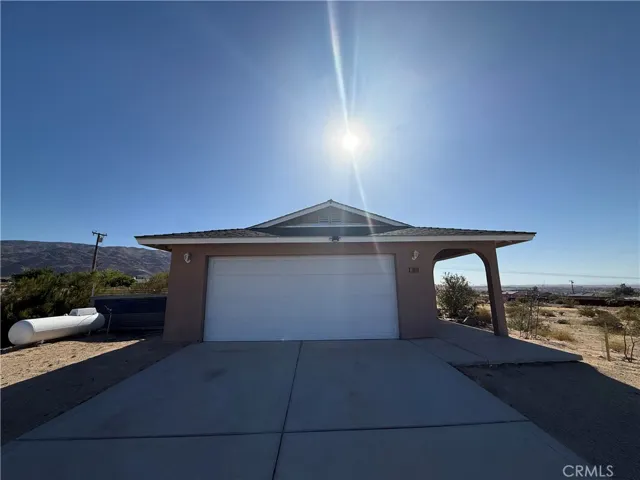 7620 Bedouin, 29 Palms, California 92277