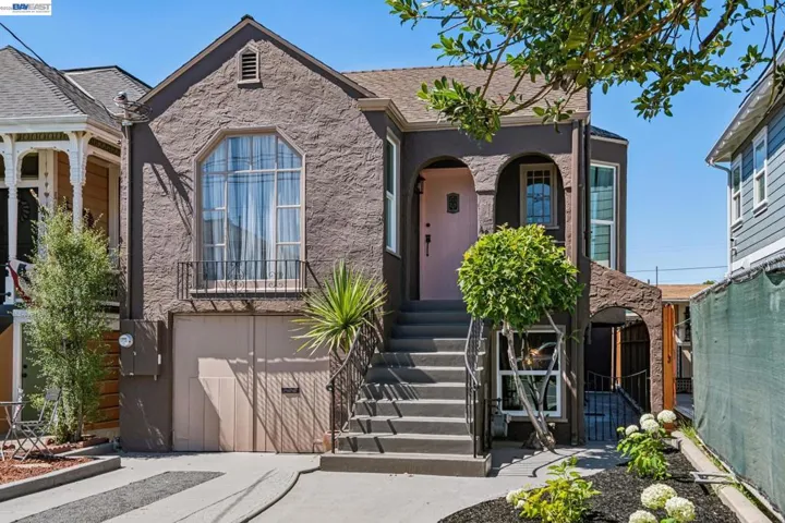 467 Santa Clara Ave, Alameda, California 94501