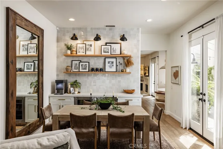 2001 Haven, Newport Beach, California 92663