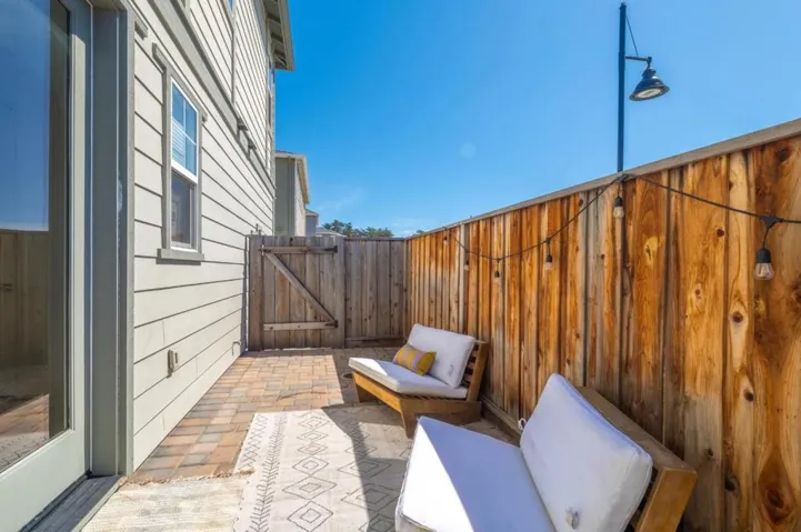 2790 Telegraph Boulevard, Marina, California 93933