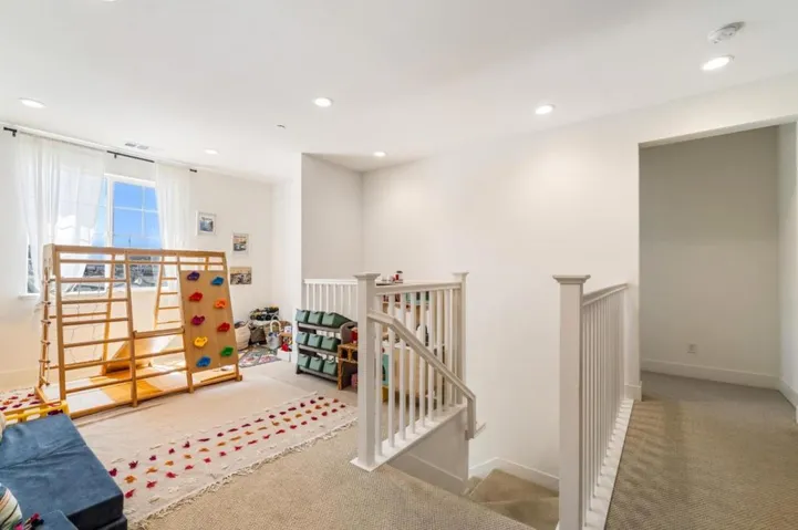 2790 Telegraph Boulevard, Marina, California 93933