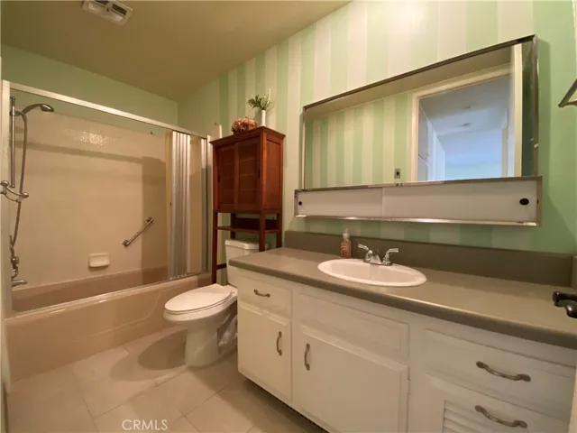 2213 Via Mariposa East B, Laguna Woods, California 92637