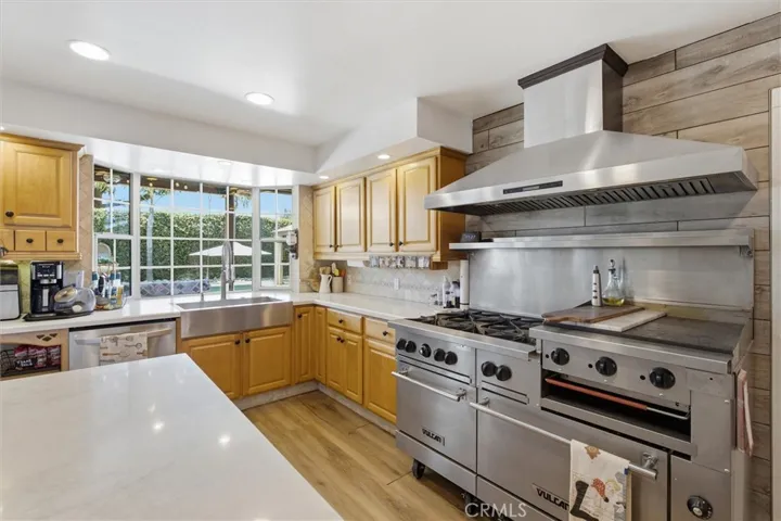 17202 La Collette Place, Yorba Linda, California 92886