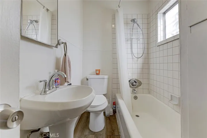 4116 Briggs Avenue, Montrose, California 91020