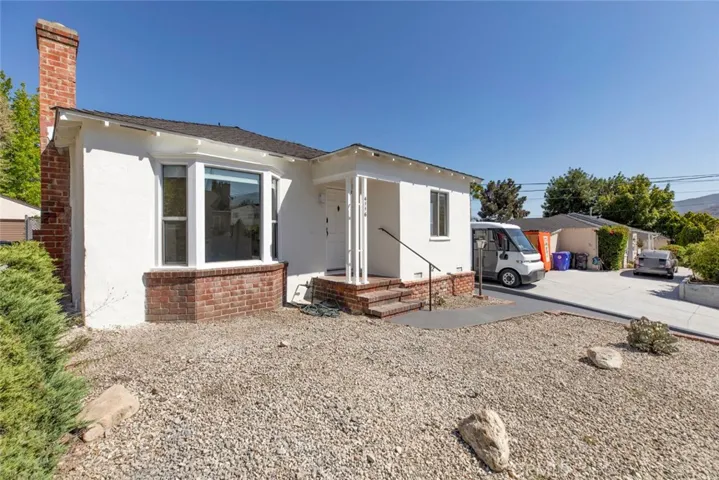 4116 Briggs Avenue, Montrose, California 91020