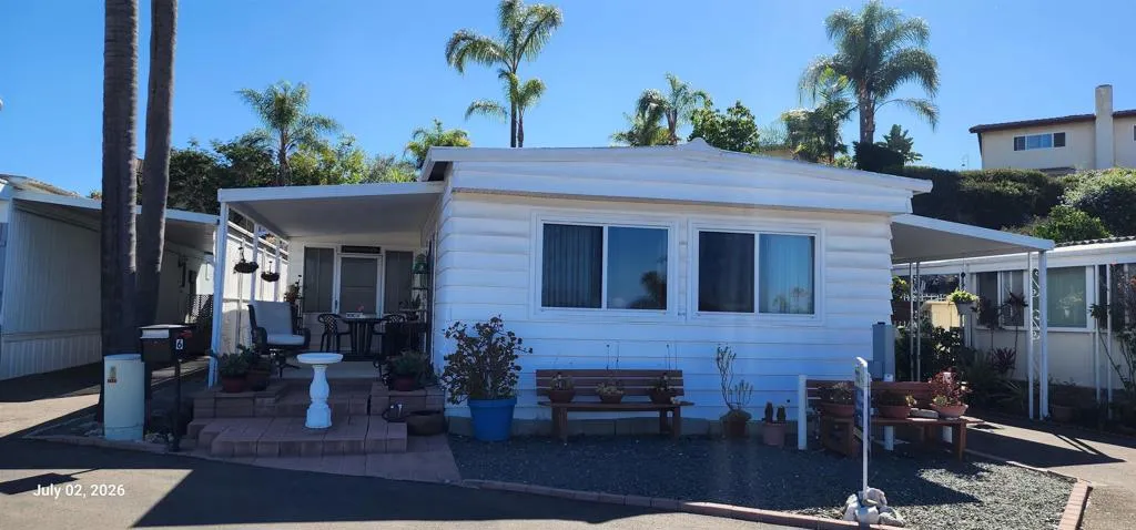 245 W Bobier Drive 06, Vista, California 92083