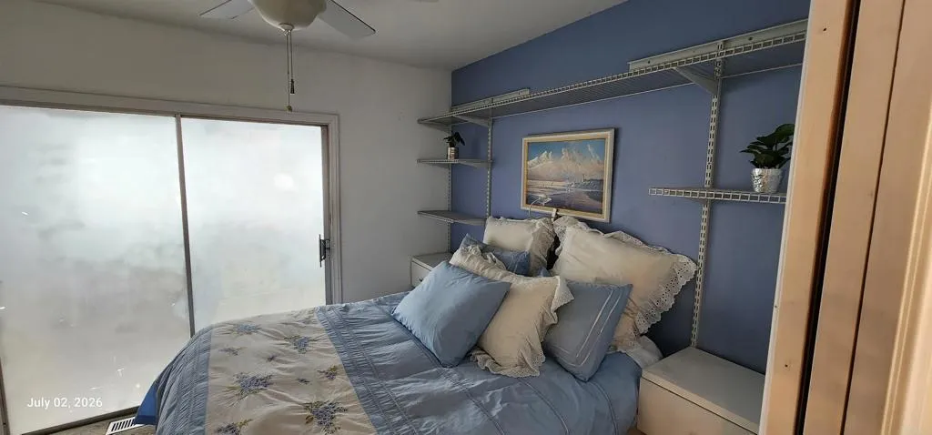 245 W Bobier Drive 06, Vista, California 92083